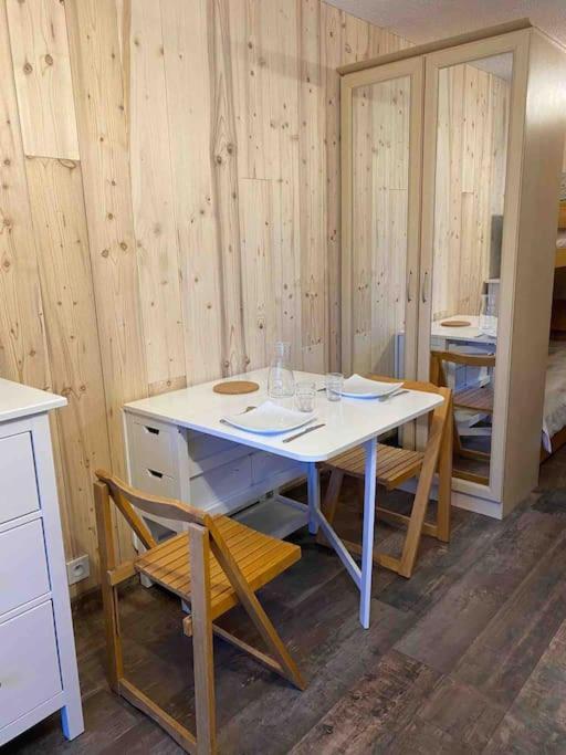 Studio Refait A Neuf Avec Balcon - Famille - Parking Couvert Chamrousse Εξωτερικό φωτογραφία
