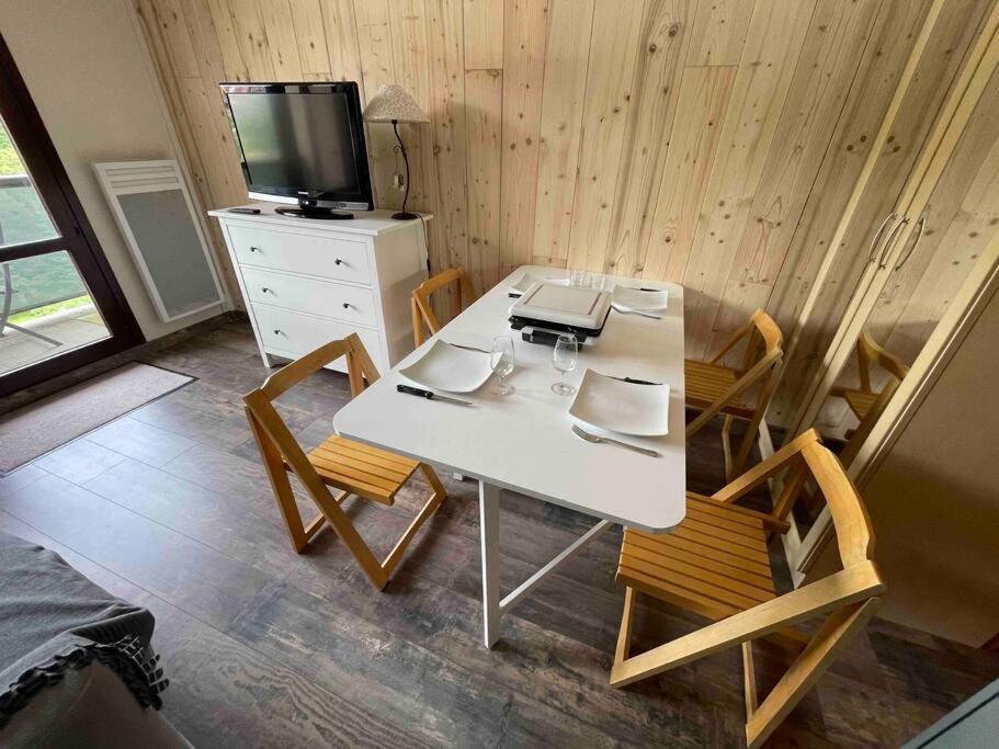Studio Refait A Neuf Avec Balcon - Famille - Parking Couvert Chamrousse Εξωτερικό φωτογραφία